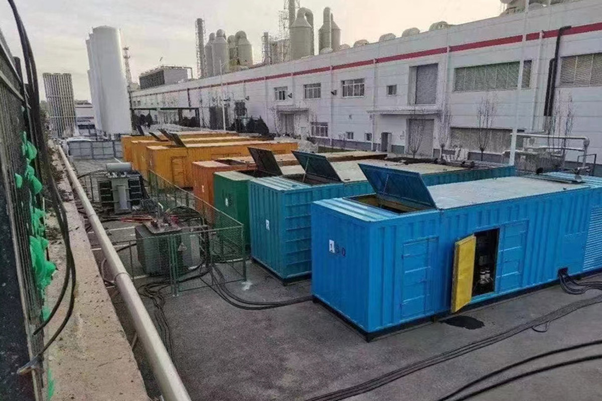 平果发电机租赁施工现场